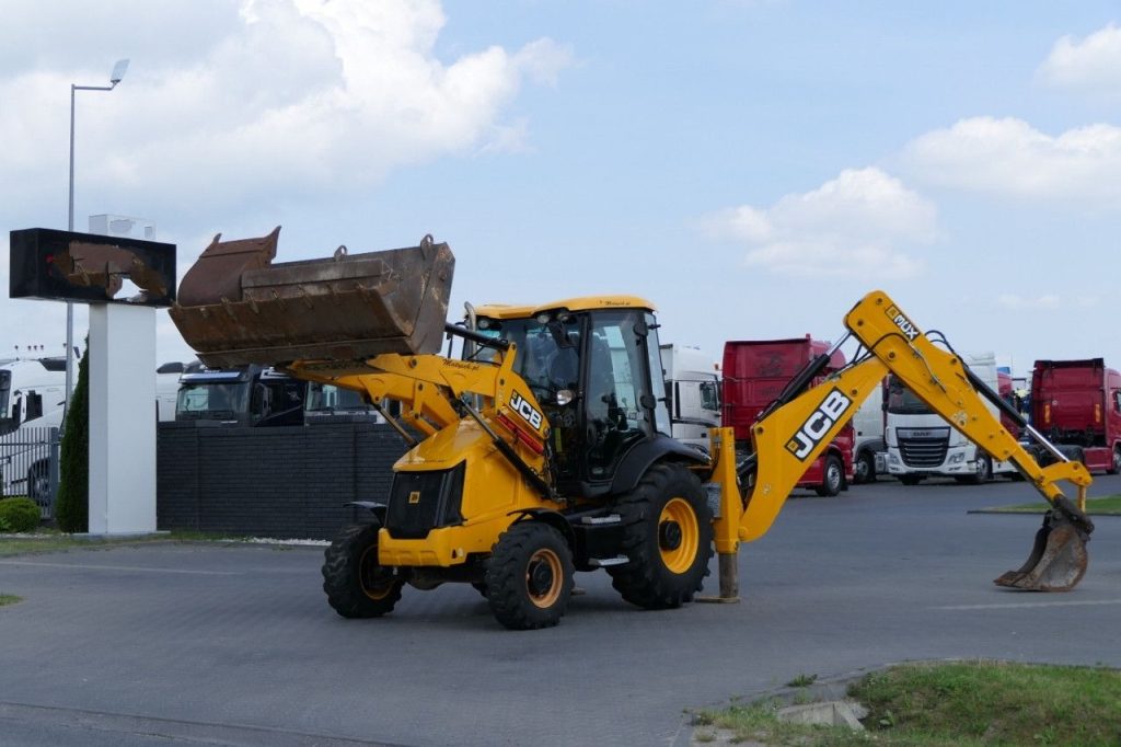 JCB 3CX Backhoe Loader Clima - 5172 hours