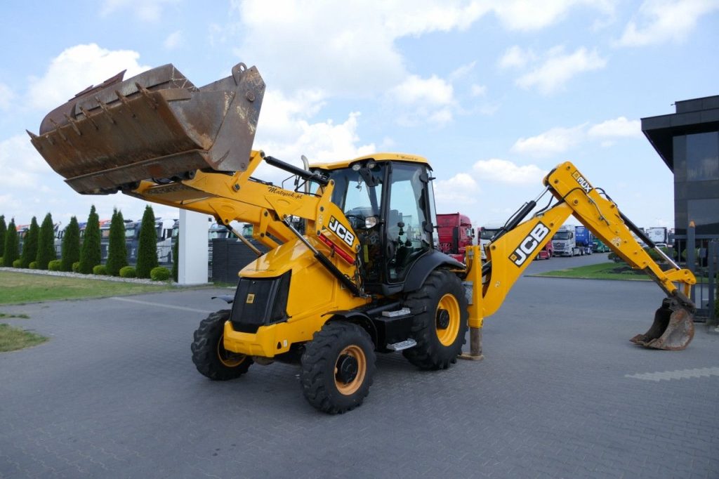 JCB 3CX Backhoe Loader Clima - 5172 hours